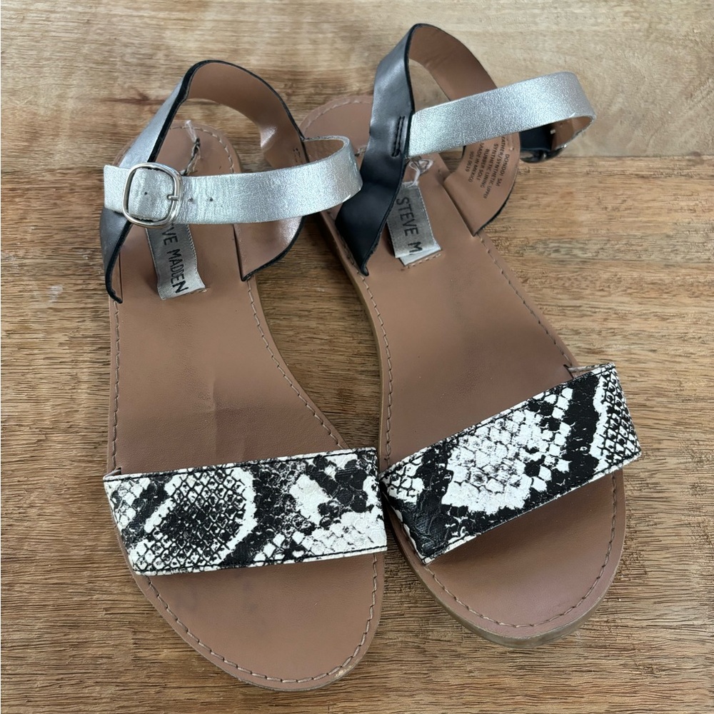 Steve Madden Sandals - Size 5